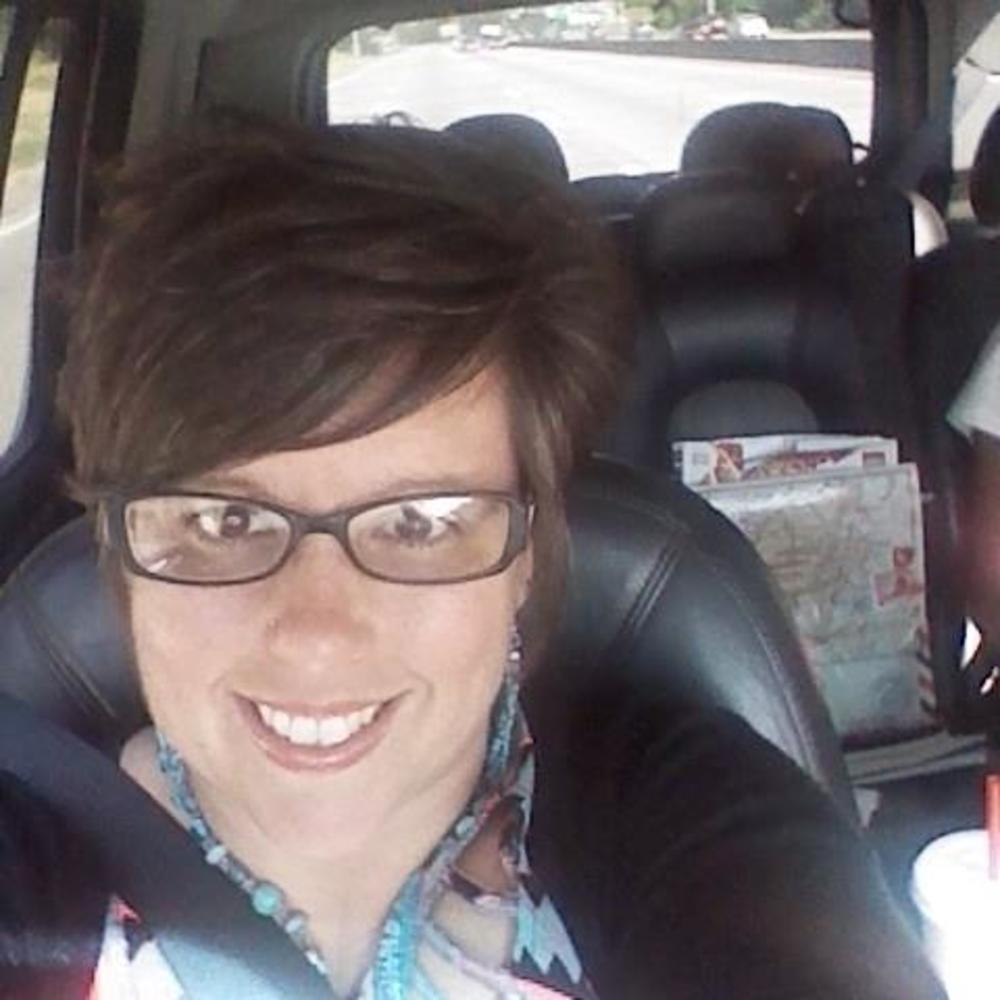 Meet your Posher, Laura